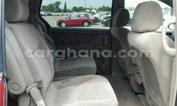 Buy Used Toyota Sienna Red Car in Accra in Greater Accra Buy Used Toyota Sienna Red Car in Accra in Greater Accra
