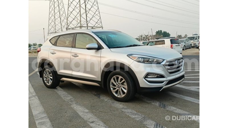 Big with watermark hyundai tucson ashanti import dubai 50173