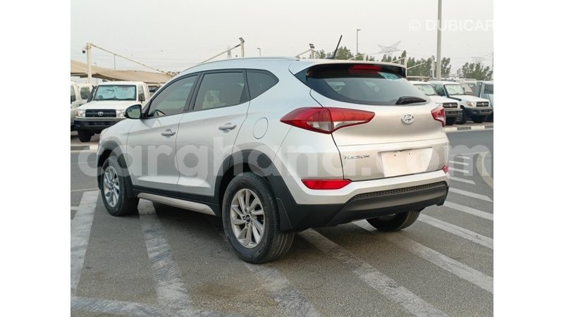 Big with watermark hyundai tucson ashanti import dubai 50173