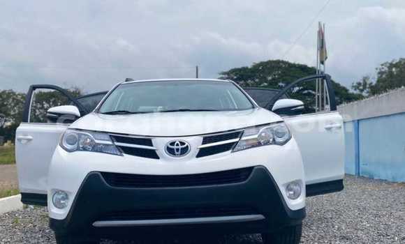 Buy Used Toyota RAV4 White Car in Tema in Greater Accra Buy Used Toyota RAV4 White Car in Tema in Greater Accra