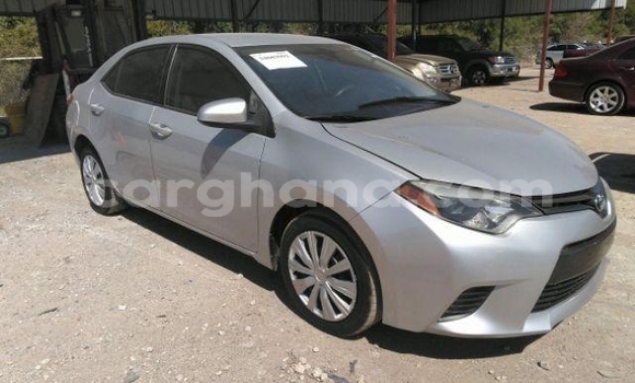 Ra Àlòkù Toyota Corolla Silver Ọkọ̀ in Accra ni Greater Accra