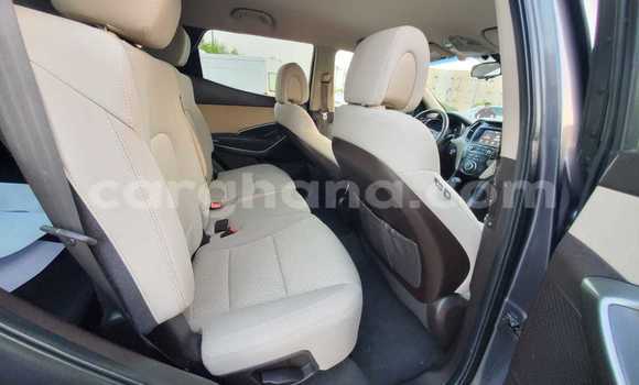 Ra Àlòkù Toyota Hilux funfun Ọkọ̀ in Sekondi–Takoradi Metropolitan ni Oorun Ra Àlòkù Toyota Hilux funfun Ọkọ̀ in Sekondi–Takoradi Metropolitan ni Oorun