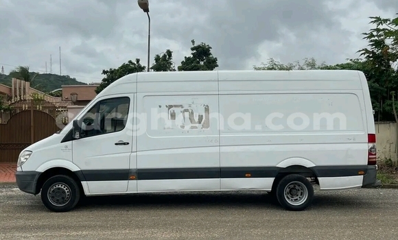 Sayi Na hannu Mercedes-Benz 740Li White Mota in Sekondi–Takoradi Metropolitan a Yamma Sayi Na hannu Mercedes-Benz 740Li White Mota in Sekondi–Takoradi Metropolitan a Yamma