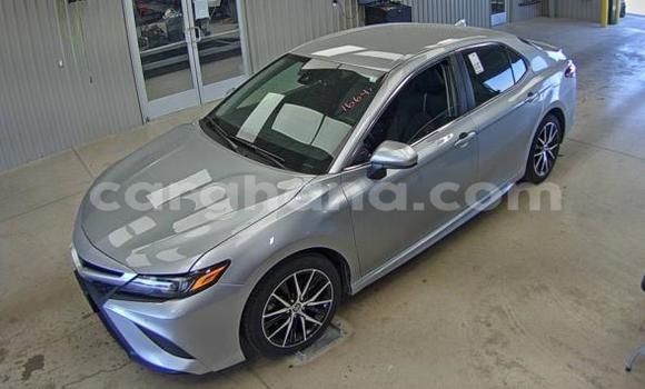 Buy Used Toyota Camry Silver Car in Accra in Greater Accra