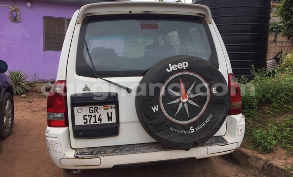 Buy Used Mitsubishi Pajero White Car in Accra in Greater Accra Buy Used Mitsubishi Pajero White Car in Accra in Greater Accra