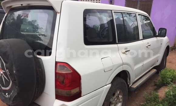 Buy Used Mitsubishi Pajero White Car in Accra in Greater Accra Buy Used Mitsubishi Pajero White Car in Accra in Greater Accra