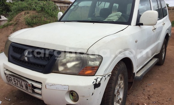 Buy Used Mitsubishi Pajero White Car in Accra in Greater Accra Buy Used Mitsubishi Pajero White Car in Accra in Greater Accra