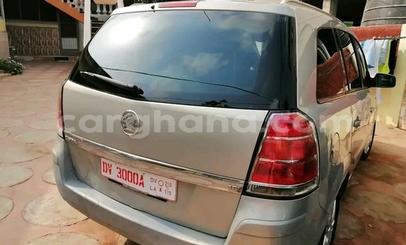 Sayi Na hannu Opel Zafira Sauran Mota in Accra a Greater Accra Sayi Na hannu Opel Zafira Sauran Mota in Accra a Greater Accra