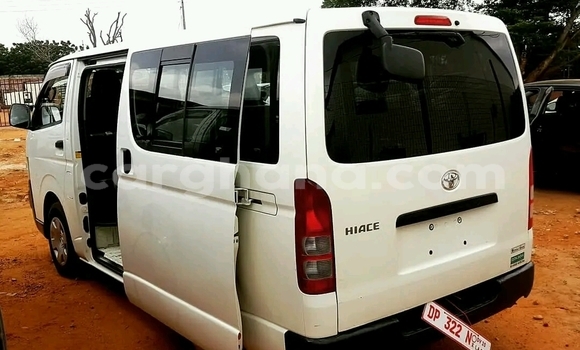 Buy Used Toyota Hiace White Car in Sekondi–Takoradi Metropolitan in Western Buy Used Toyota Hiace White Car in Sekondi–Takoradi Metropolitan in Western