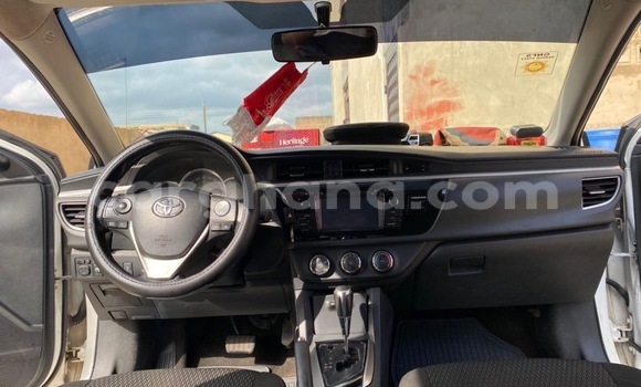 Buy Used Toyota Corolla White Car in Accra in Greater Accra Buy Used Toyota Corolla White Car in Accra in Greater Accra