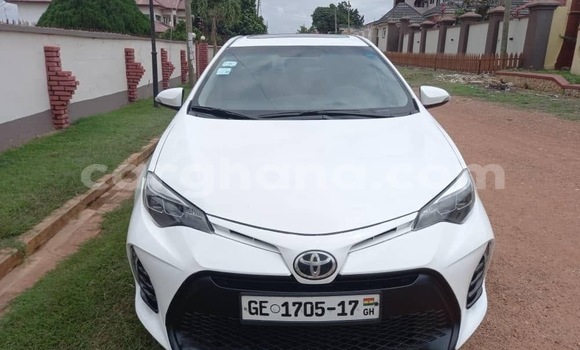 Buy Used Toyota Corolla White Car in Accra in Greater Accra Buy Used Toyota Corolla White Car in Accra in Greater Accra