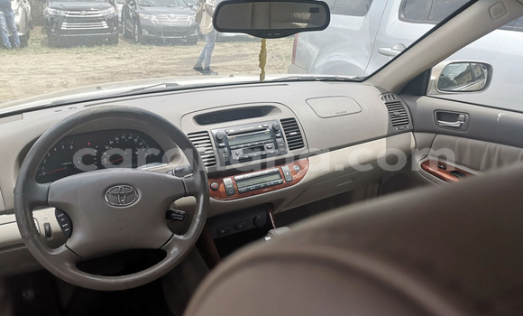 Sayi Na hannu Toyota Camry Brown Mota in Accra a Greater Accra Sayi Na hannu Toyota Camry Brown Mota in Accra a Greater Accra