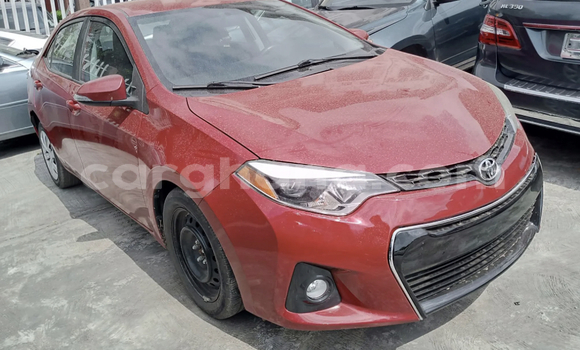Sayi Na hannu Toyota Corolla Red Mota in Accra a Greater Accra