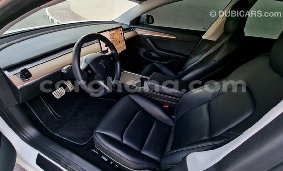 Ra Imported Tesla Model 3 funfun Ọkọ̀ in Import - Dubai ni Ashanti Ra Imported Tesla Model 3 funfun Ọkọ̀ in Import - Dubai ni Ashanti