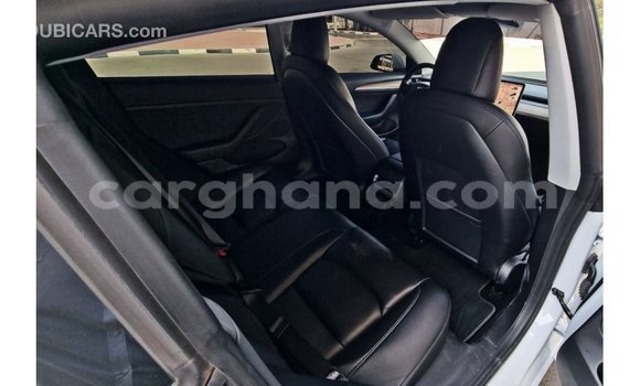Ra Imported Tesla Model 3 funfun Ọkọ̀ in Import - Dubai ni Ashanti Ra Imported Tesla Model 3 funfun Ọkọ̀ in Import - Dubai ni Ashanti