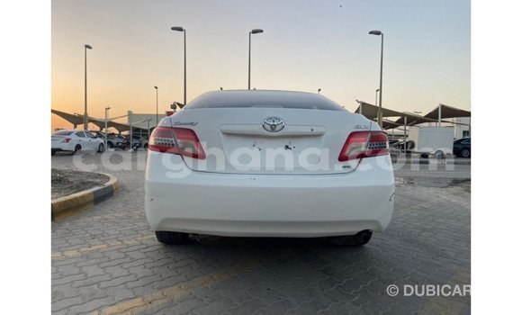 Ra Imported Toyota Camry funfun Ọkọ̀ in Import - Dubai ni Ashanti Ra Imported Toyota Camry funfun Ọkọ̀ in Import - Dubai ni Ashanti