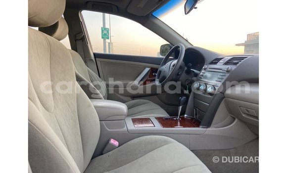 Ra Imported Toyota Camry funfun Ọkọ̀ in Import - Dubai ni Ashanti Ra Imported Toyota Camry funfun Ọkọ̀ in Import - Dubai ni Ashanti