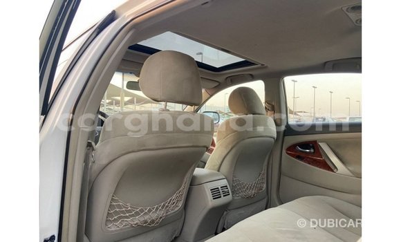 Ra Imported Toyota Camry funfun Ọkọ̀ in Import - Dubai ni Ashanti Ra Imported Toyota Camry funfun Ọkọ̀ in Import - Dubai ni Ashanti