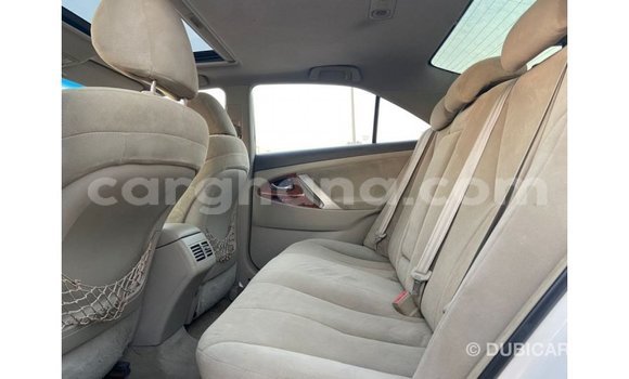 Ra Imported Toyota Camry funfun Ọkọ̀ in Import - Dubai ni Ashanti Ra Imported Toyota Camry funfun Ọkọ̀ in Import - Dubai ni Ashanti