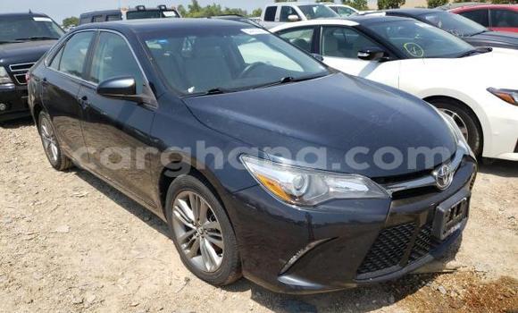 Ra Àlòkù Toyota Camry Blue Ọkọ̀ in Accra ni Greater Accra