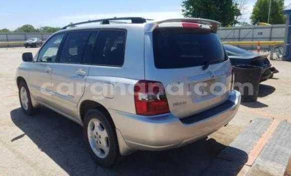 Sayi Na hannu Toyota Highlander Azurfa Mota in Accra a Greater Accra Sayi Na hannu Toyota Highlander Azurfa Mota in Accra a Greater Accra