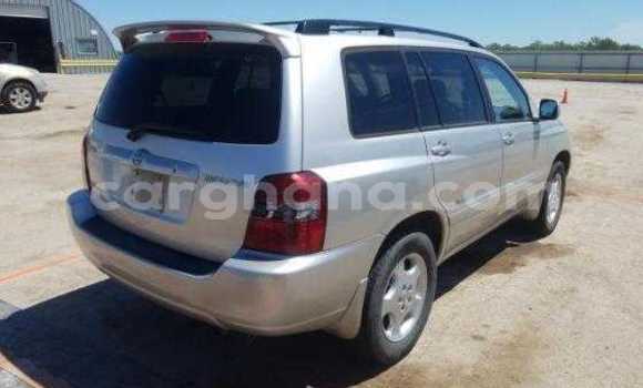 Sayi Na hannu Toyota Highlander Azurfa Mota in Accra a Greater Accra Sayi Na hannu Toyota Highlander Azurfa Mota in Accra a Greater Accra