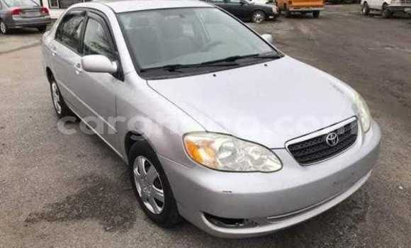 Ra Àlòkù Toyota Corolla Silver Ọkọ̀ in Accra ni Greater Accra