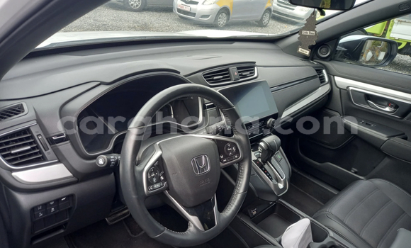Buy Used Honda CR–V White Car in Accra in Greater Accra Buy Used Honda CR–V White Car in Accra in Greater Accra