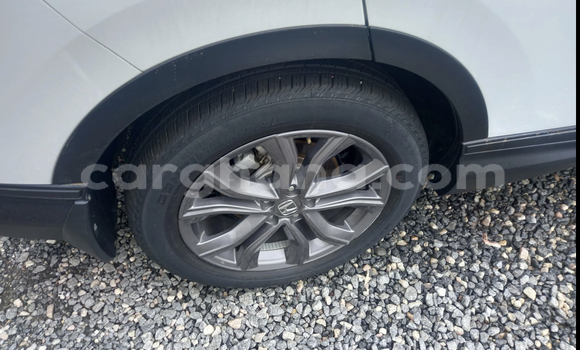 Buy Used Honda CR–V White Car in Accra in Greater Accra Buy Used Honda CR–V White Car in Accra in Greater Accra