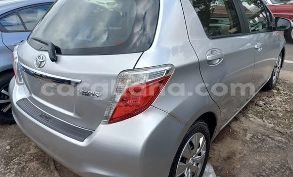 Ra Àlòkù Toyota Yaris Silver Ọkọ̀ in Accra ni Greater Accra Ra Àlòkù Toyota Yaris Silver Ọkọ̀ in Accra ni Greater Accra