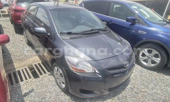 Ra Àlòkù Toyota Yaris Alawọ ewe Ọkọ̀ in Accra ni Greater Accra Ra Àlòkù Toyota Yaris Alawọ ewe Ọkọ̀ in Accra ni Greater Accra