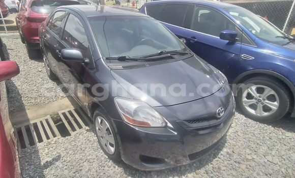 Ra Àlòkù Toyota Yaris Alawọ ewe Ọkọ̀ in Accra ni Greater Accra Ra Àlòkù Toyota Yaris Alawọ ewe Ọkọ̀ in Accra ni Greater Accra