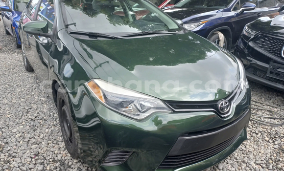Ra Àlòkù Toyota Corolla Alawọ ewe Ọkọ̀ in Accra ni Greater Accra