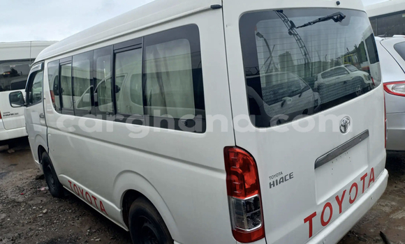 Buy Used Toyota Hiace White Car in Accra in Greater Accra Buy Used Toyota Hiace White Car in Accra in Greater Accra
