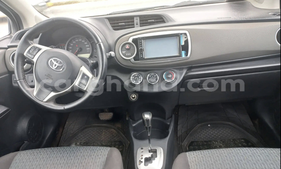 Sayi Na hannu Toyota Yaris Azurfa Mota in Accra a Greater Accra Sayi Na hannu Toyota Yaris Azurfa Mota in Accra a Greater Accra