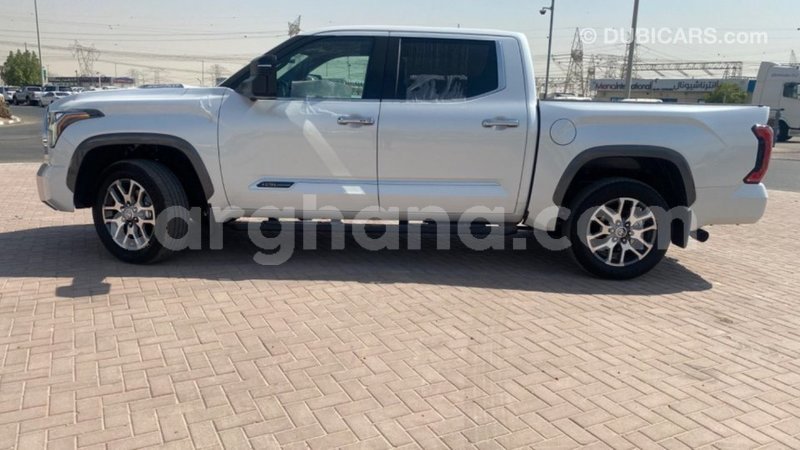 Big with watermark toyota tundra ashanti import dubai 50311