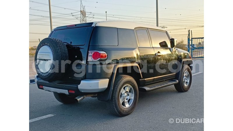 Big with watermark toyota fj cruiser ashanti import dubai 50313