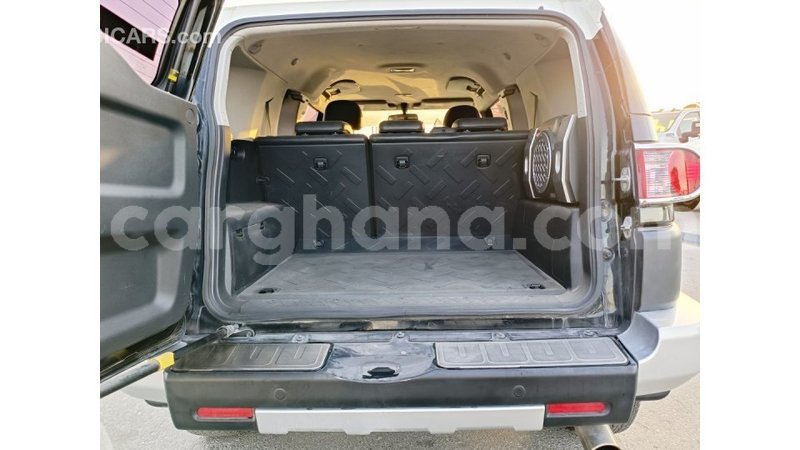 Big with watermark toyota fj cruiser ashanti import dubai 50313