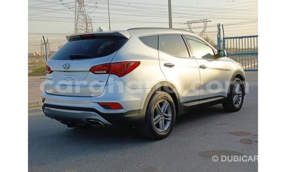 Sayi Imported Hyundai Santa Fe Sauran Mota in Import - Dubai a Ashanti Sayi Imported Hyundai Santa Fe Sauran Mota in Import - Dubai a Ashanti