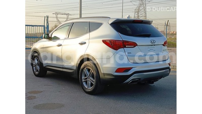 Big with watermark hyundai santa fe ashanti import dubai 50314