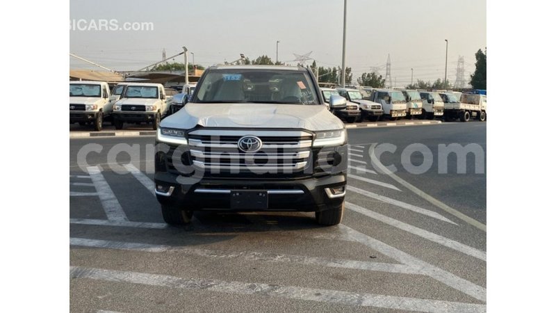 Big with watermark toyota land cruiser ashanti import dubai 50316