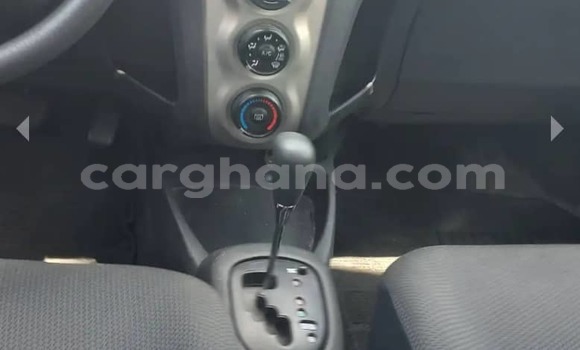 Sayi Na hannu Toyota Vitz Blue Mota in Accra a Greater Accra Sayi Na hannu Toyota Vitz Blue Mota in Accra a Greater Accra