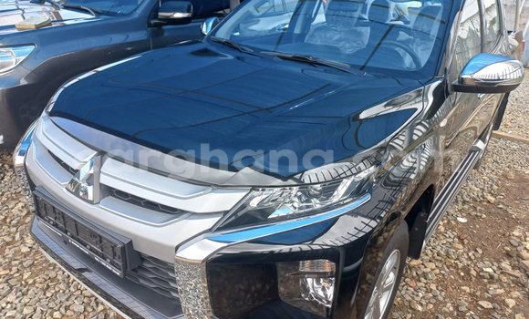 Buy Used Mitsubishi L200 Black Car in Accra in Greater Accra Buy Used Mitsubishi L200 Black Car in Accra in Greater Accra