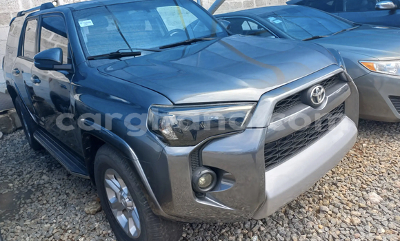 Sayi Na hannu Toyota 4Runner Black Mota in Accra a Greater Accra Sayi Na hannu Toyota 4Runner Black Mota in Accra a Greater Accra