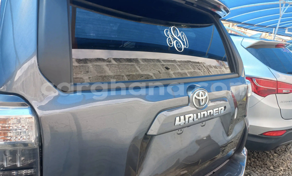 Sayi Na hannu Toyota 4Runner Black Mota in Accra a Greater Accra Sayi Na hannu Toyota 4Runner Black Mota in Accra a Greater Accra