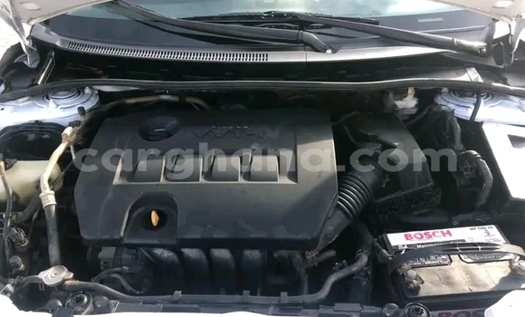 Ra Àlòkù Toyota Corolla funfun Ọkọ̀ in Accra ni Greater Accra Ra Àlòkù Toyota Corolla funfun Ọkọ̀ in Accra ni Greater Accra