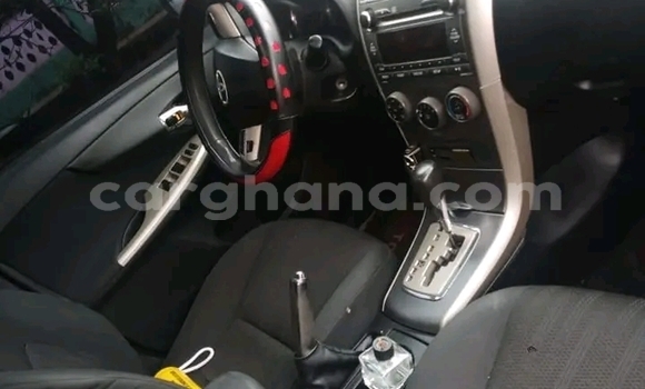 Ra Àlòkù Toyota Corolla funfun Ọkọ̀ in Accra ni Greater Accra Ra Àlòkù Toyota Corolla funfun Ọkọ̀ in Accra ni Greater Accra