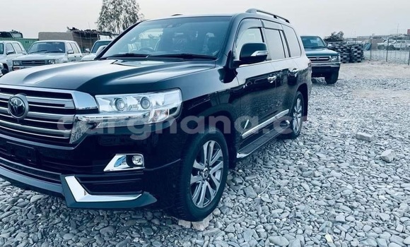 Buy Used Toyota Land Cruiser Black Car in Accra in Greater Accra Buy Used Toyota Land Cruiser Black Car in Accra in Greater Accra