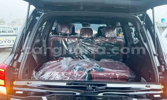 Buy Used Toyota Land Cruiser Black Car in Accra in Greater Accra Buy Used Toyota Land Cruiser Black Car in Accra in Greater Accra