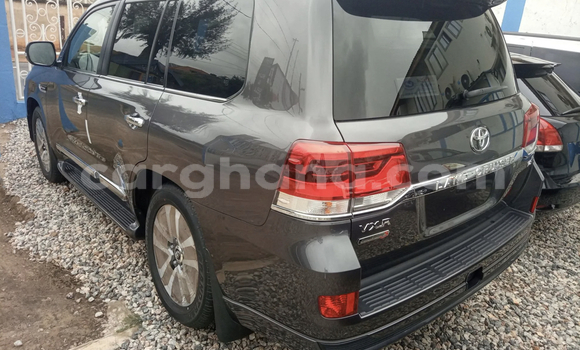 Buy Used Toyota Land Cruiser Black Car in Accra in Greater Accra Buy Used Toyota Land Cruiser Black Car in Accra in Greater Accra